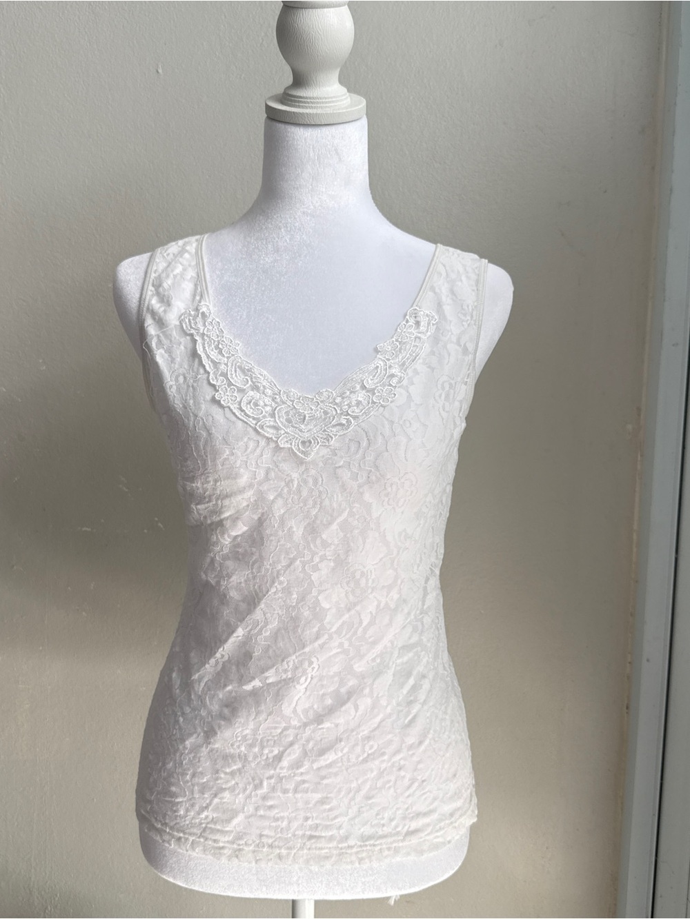 White Lace-Trim Sleeveless Dress Top